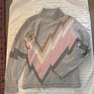 Elegant Chevron Turtleneck Sweater - Gray, Pink, and Brown